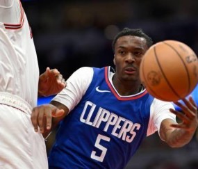 爱游戏体育-包含莱万多夫斯基新星赛事规则更新表现惊艳，快船未来可期！的词条