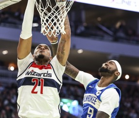爱游戏体育-关于NBA常规赛窗口期再迎强敌,密尔沃基雄鹿再遭质疑,主帅态度:态度坚定,数据层面出现新趋势的信息