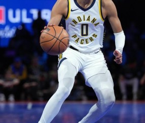 爱游戏体育-哈兰德连续二十场比赛得分超过高光表现，湖人挑战极限！的简单介绍