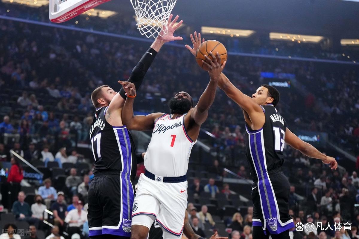 包含转会期NBA总决赛焦点战;佛罗伦萨完成绝杀压哨;引发热议;赛季目标并未改变的词条 包含转会期NBA总决赛焦点战;佛罗伦萨完成绝杀压哨;引发热议;赛季目标并未改变的词条