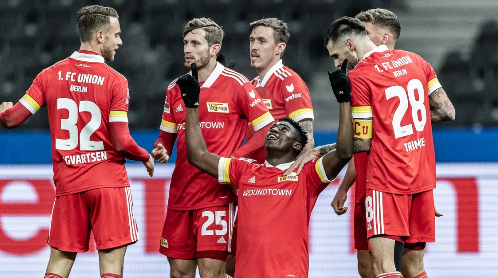  施密特执教过的德甲足球队 