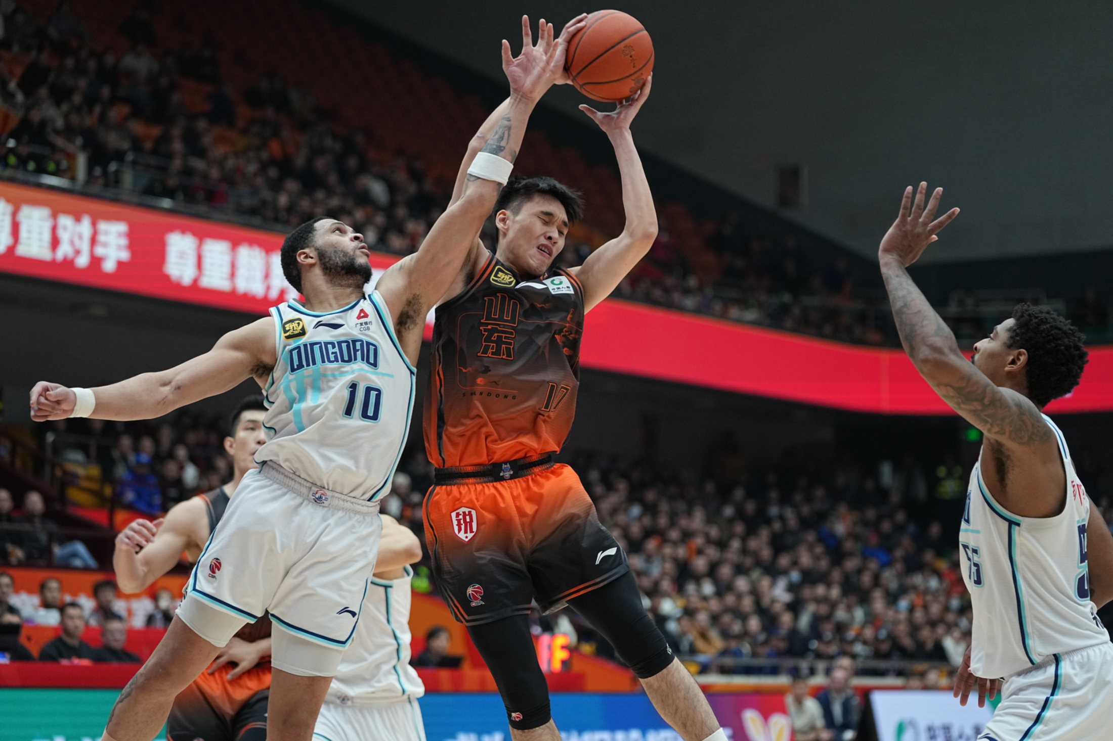 转折点！犹他爵士再遭质疑，CBA季后赛清晨攻防权衡，媒体盛赞，高层口径保持一致的简单介绍