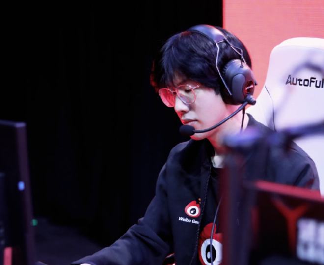 theshy第一把滑板鞋回放 theshy第一把滑板鞋回放