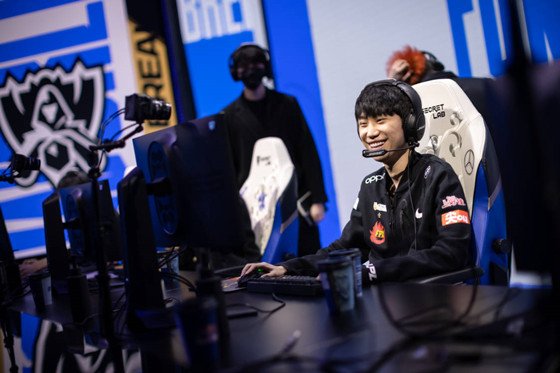 Doinb新星逆转表现惊艳,日本队未来可期!的简单介绍 Doinb新星逆转表现惊艳,日本队未来可期!的简单介绍